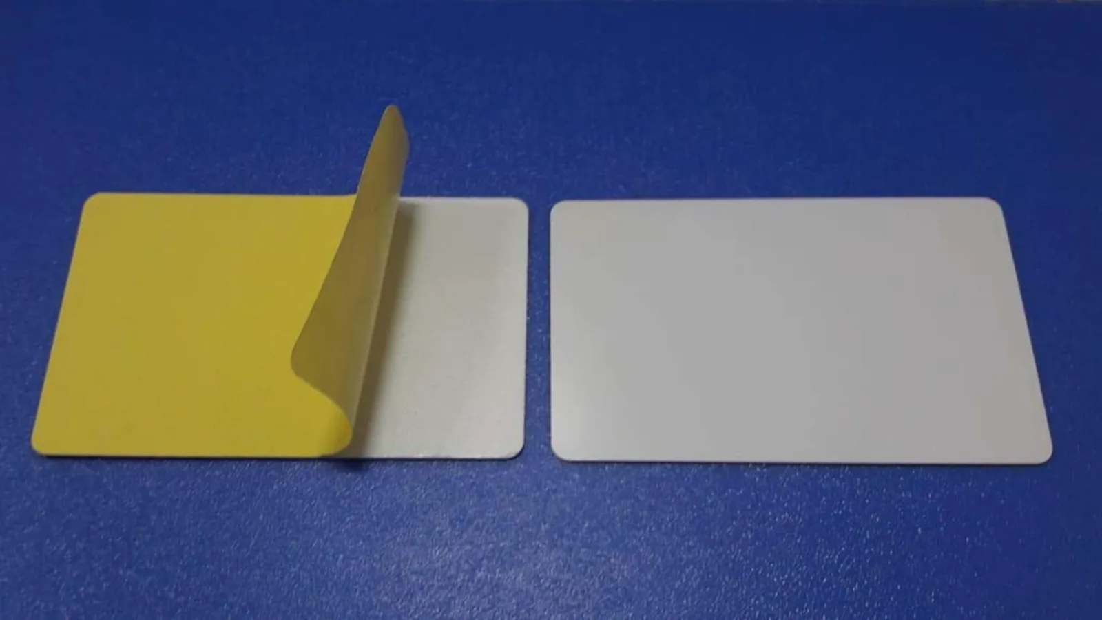 Sticky Card